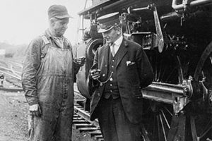 railroad-personalised-pocket-watch