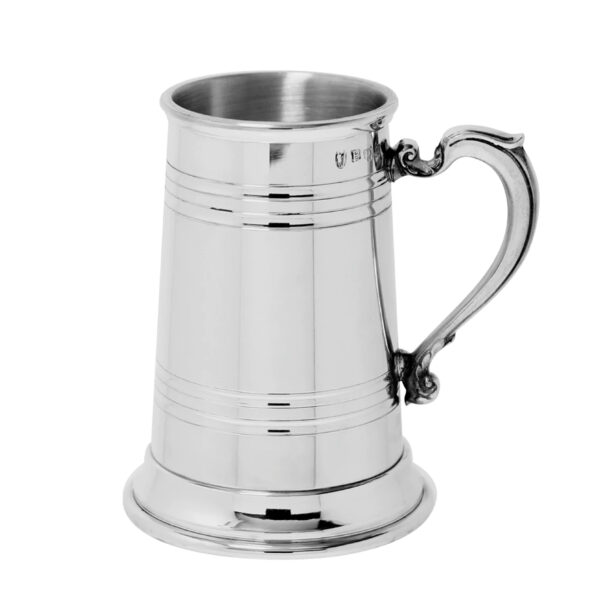XH202-engraved-beer-tankard