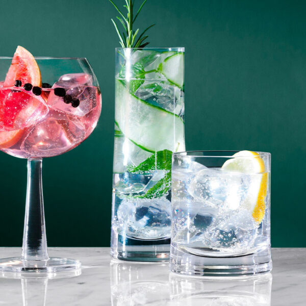 gin-tumbler-lifestyle