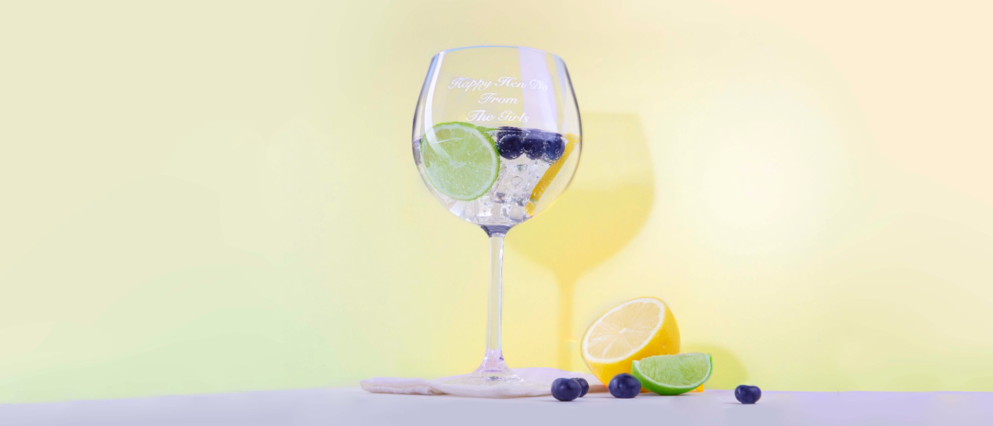 Types of Gin Glasses - How to Hold a Gin Glass - Waterford®