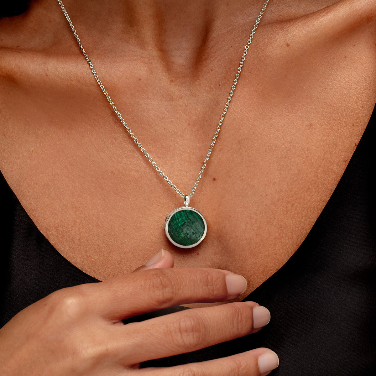 Malachite Silver Round Engraved Locket | Engravers Guild