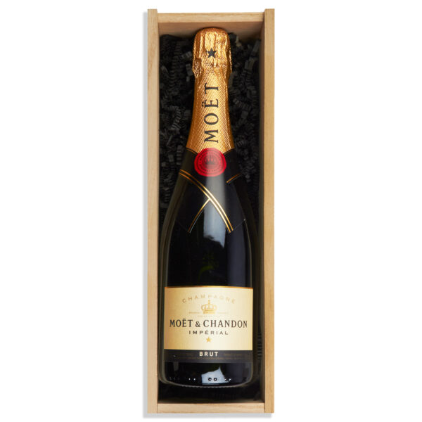 personalised-moet-champagne-gift-Woodenboxuksingleslide_moet