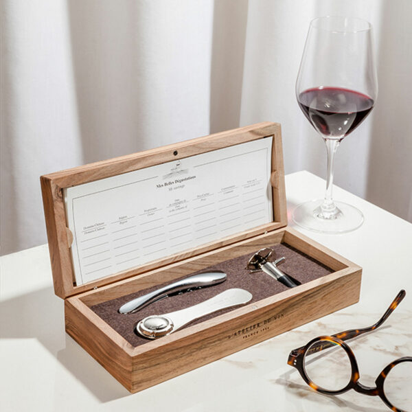 wine-collectors-accessory-box-095543