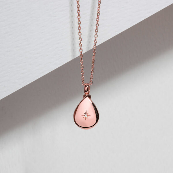 Diamond-Set-Teardrop-Ashes-Urn-Necklace-Lifestyle-Rose