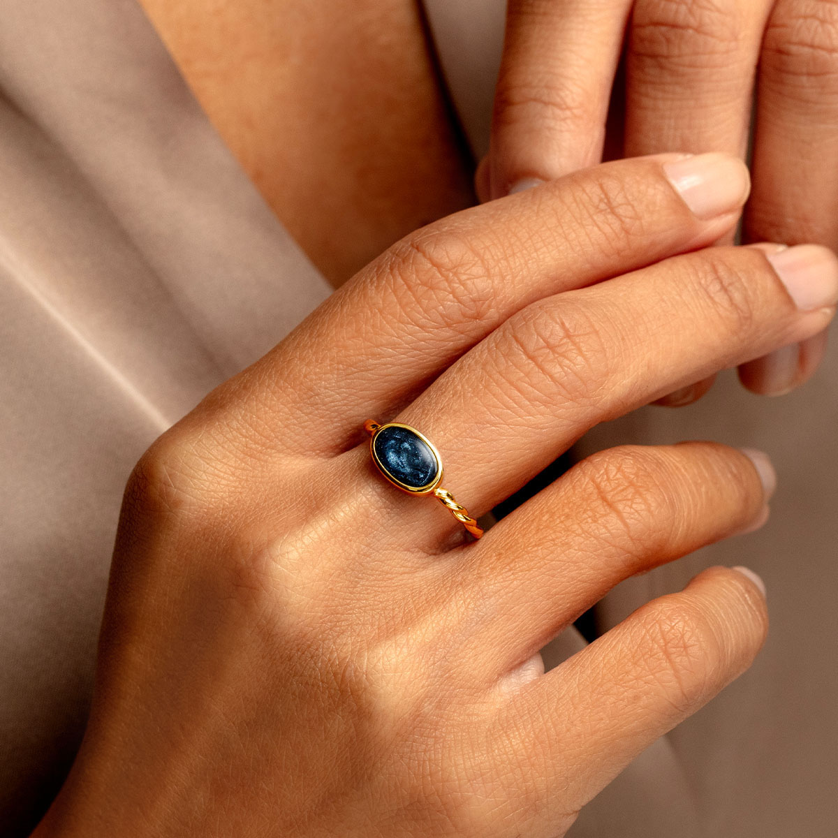Oval Ashes Resin Ring With Twisted Band