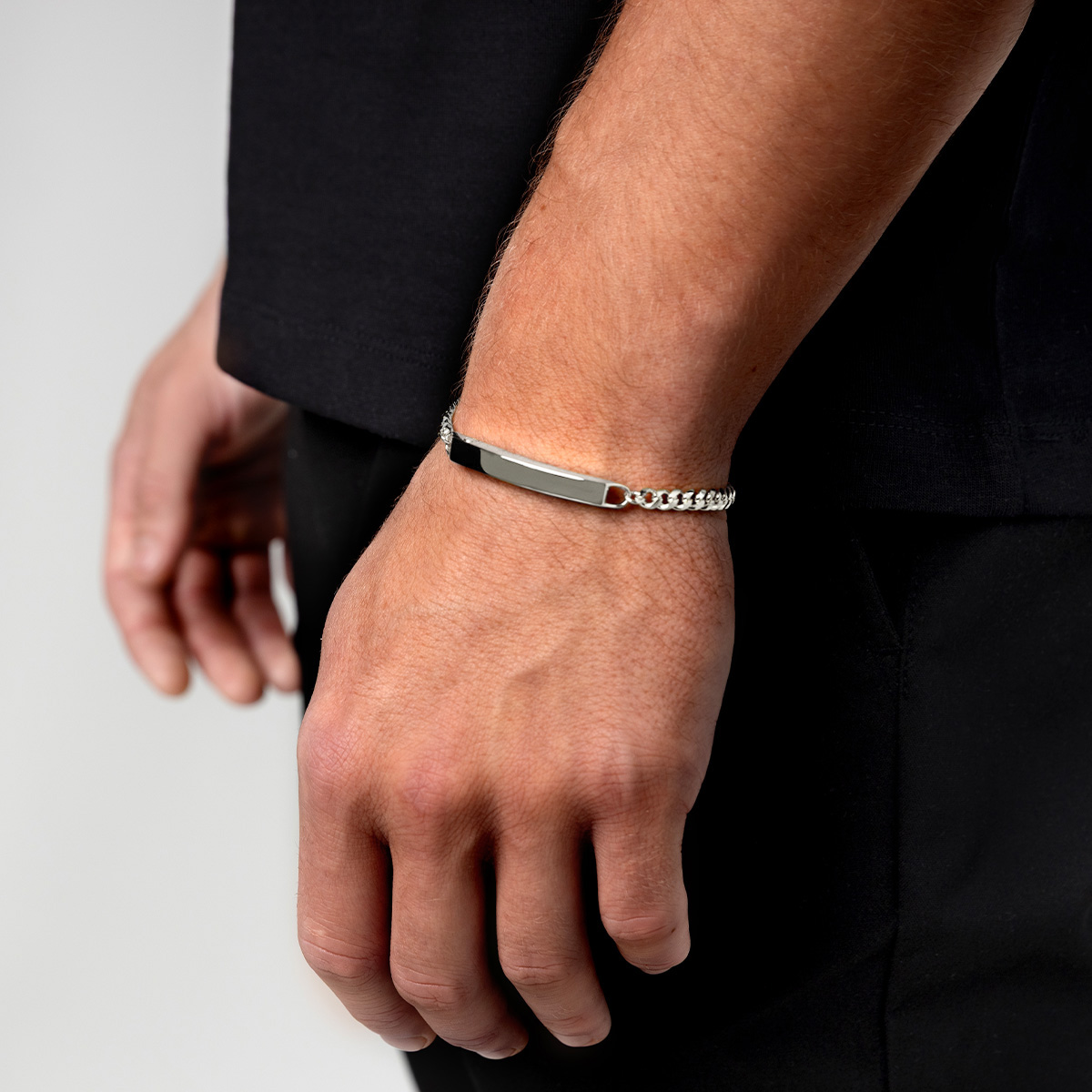 Legacy Name Bar Urn With Cuban Chain Bracelet - Silver